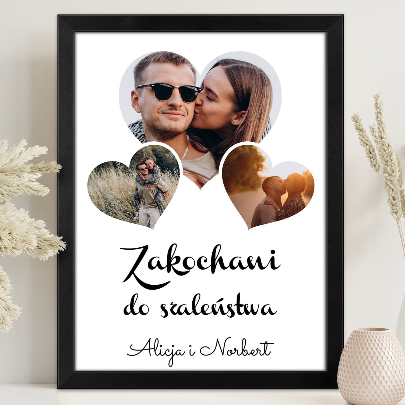 Plakat personalizowany kolaż zdjęć w ramce z nadrukiem dla pary na ślub rocznicę parapetówkę