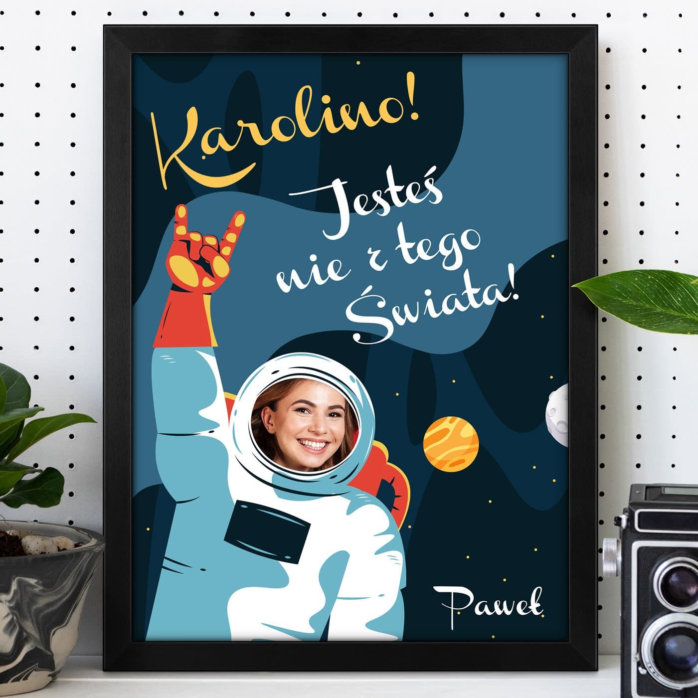 Plakat personalizowany ze zdjęciem w ramce z nadrukiem dla niej na imieniny