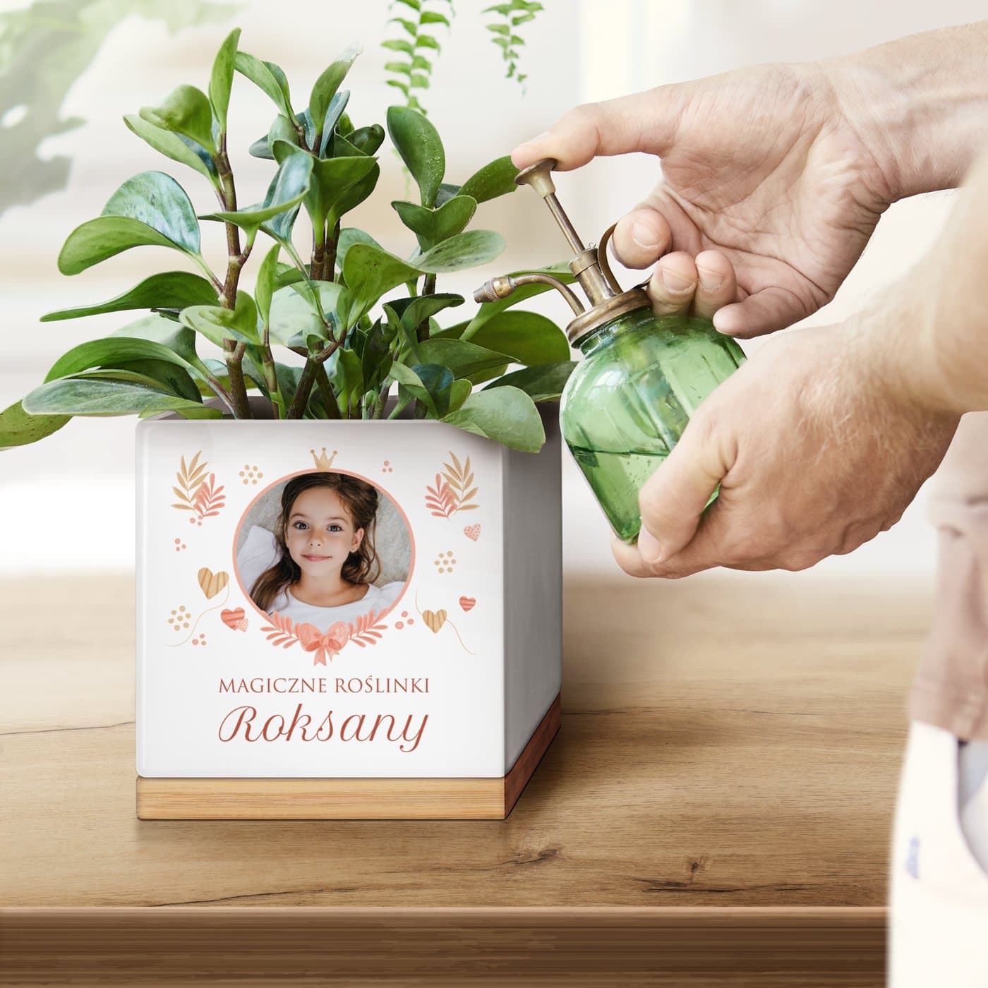Personalizowana doniczka kwadratowa z Twoim zdjęciem dla dziewczynki
