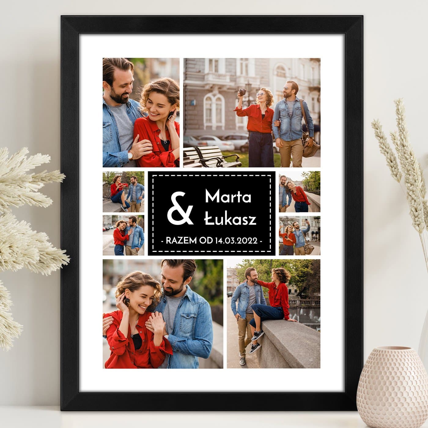 Plakat personalizowany kolaż zdjęć w ramce z nadrukiem dla pary na ślub rocznicę parapetówkę