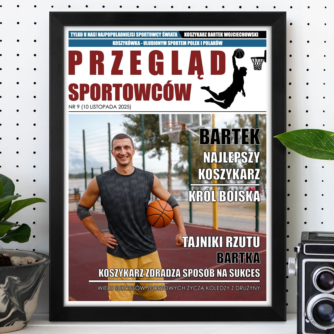 Plakat personalizowany ze zdjęciem Przegląd Sportowców w ramce z nadrukiem dla koszykarza sportowca